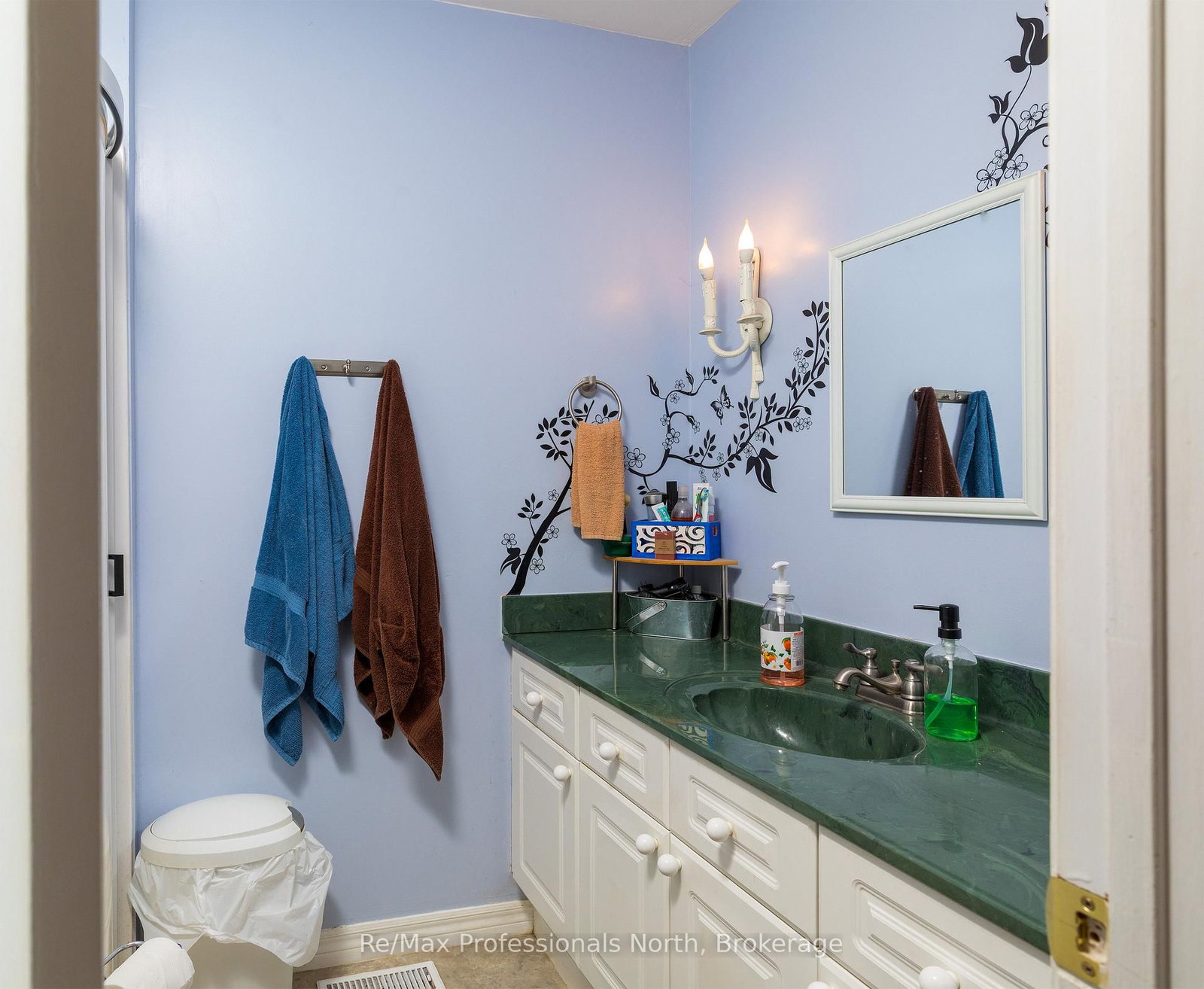 340 W James Street • Gravenhurst, ON photo 14