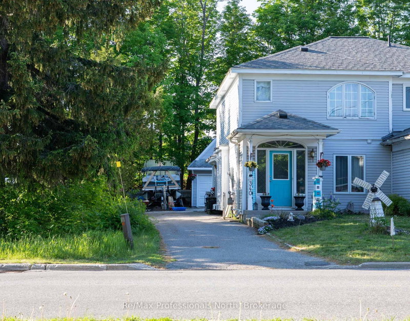 340 James Street W