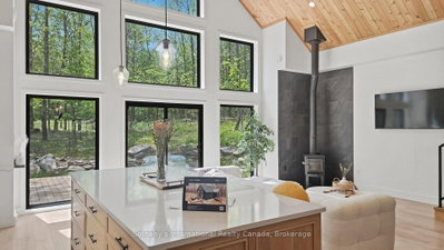 1315 North Drive • Dysart et al, ON photo 6