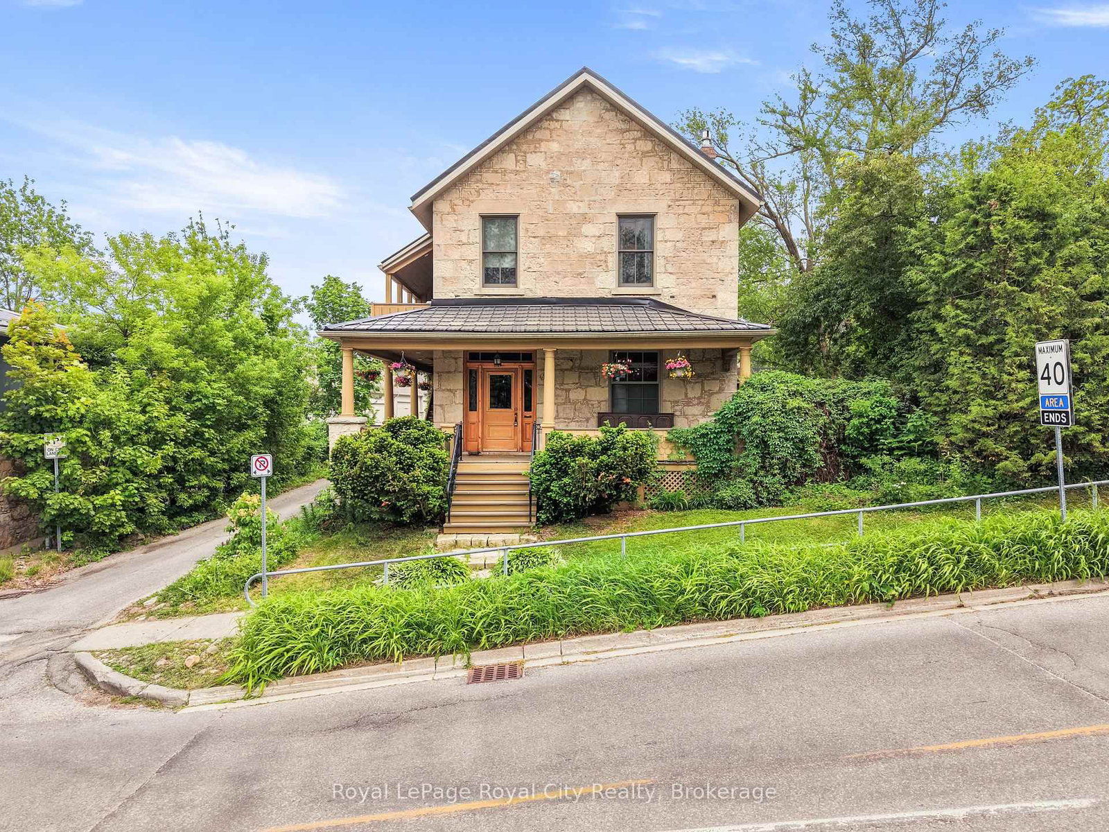 19 London Road E • Guelph, ON photo 41