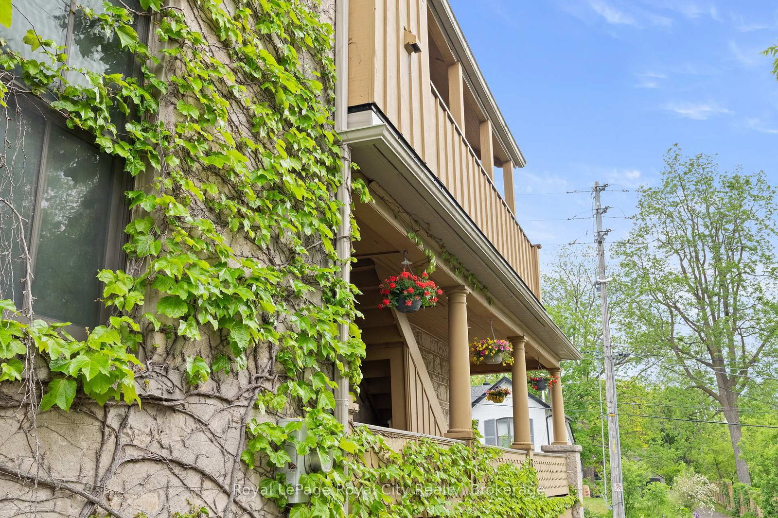 19 London Road E • Guelph, ON photo 43