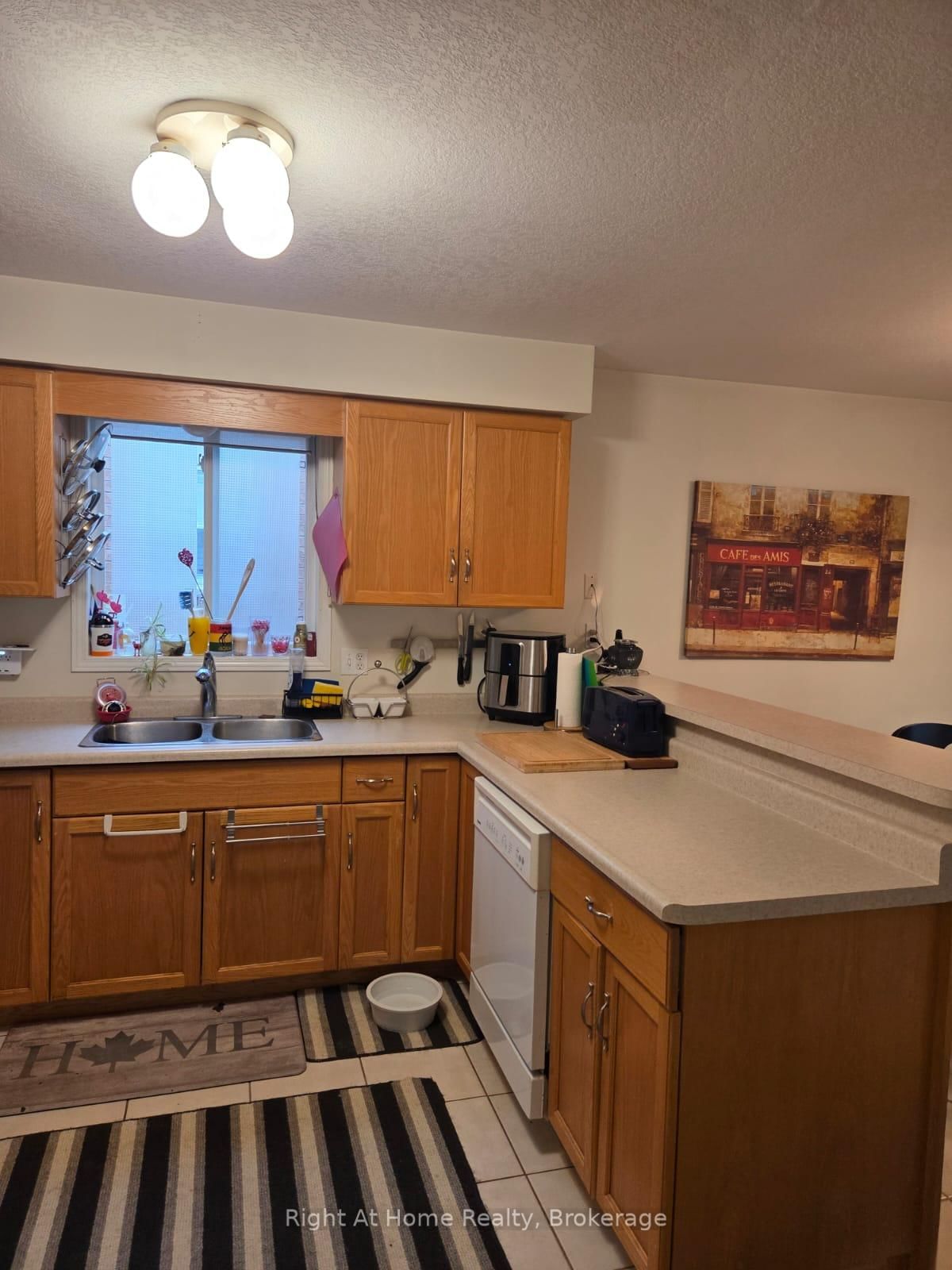 21 Fuller Dr, Guelph, view 10
