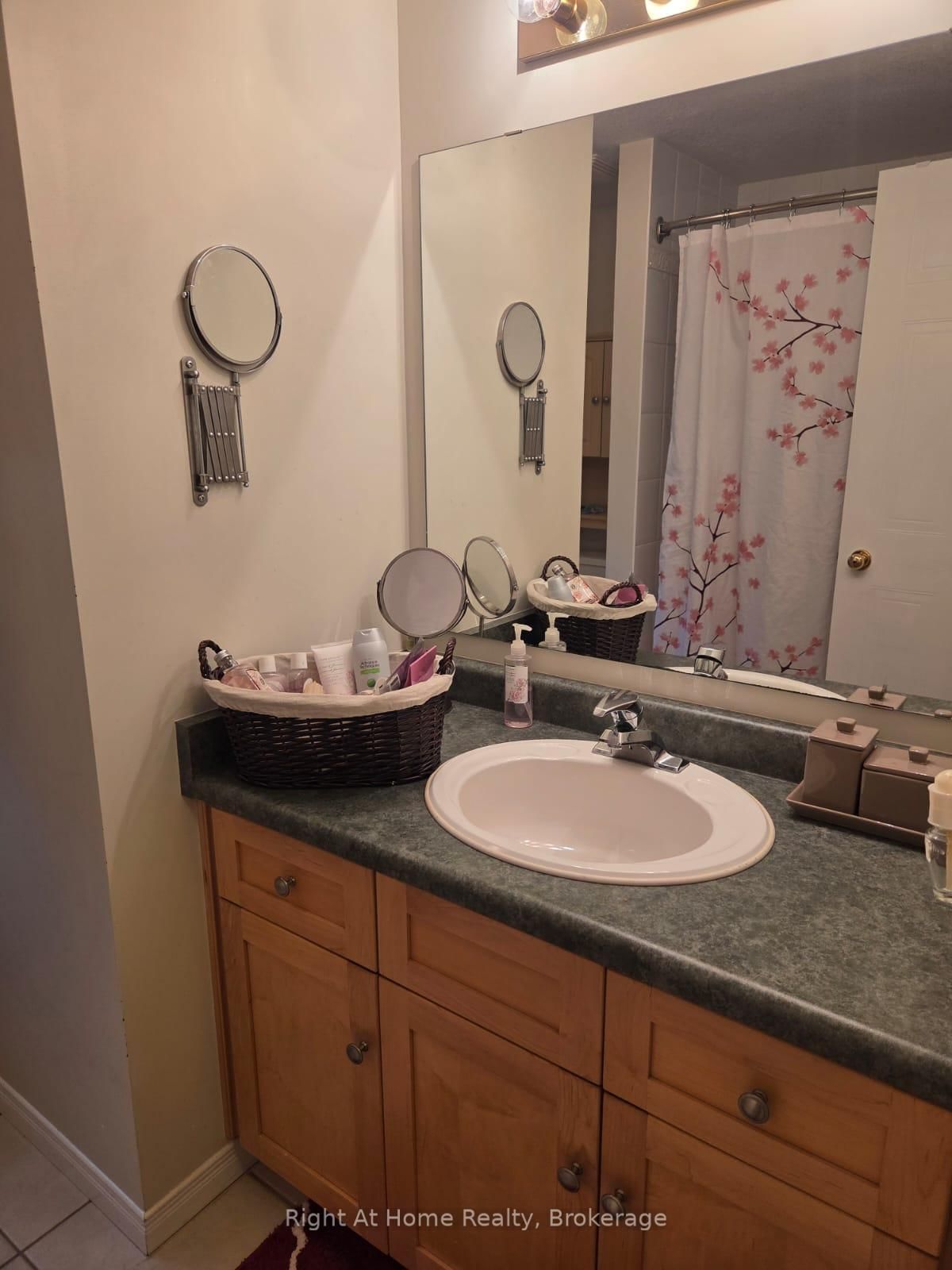 21 Fuller Dr, Guelph, view 21