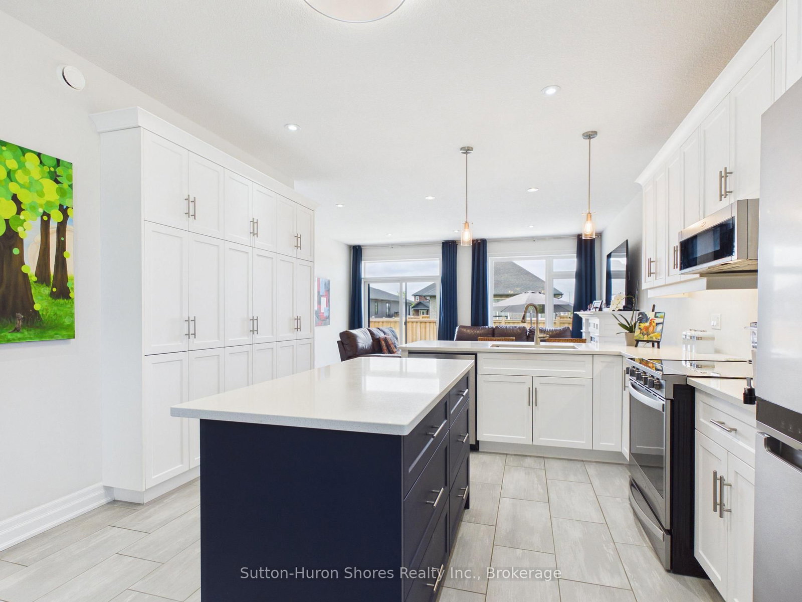 414 Mary Rose Avenue • Saugeen Shores, ON photo 6
