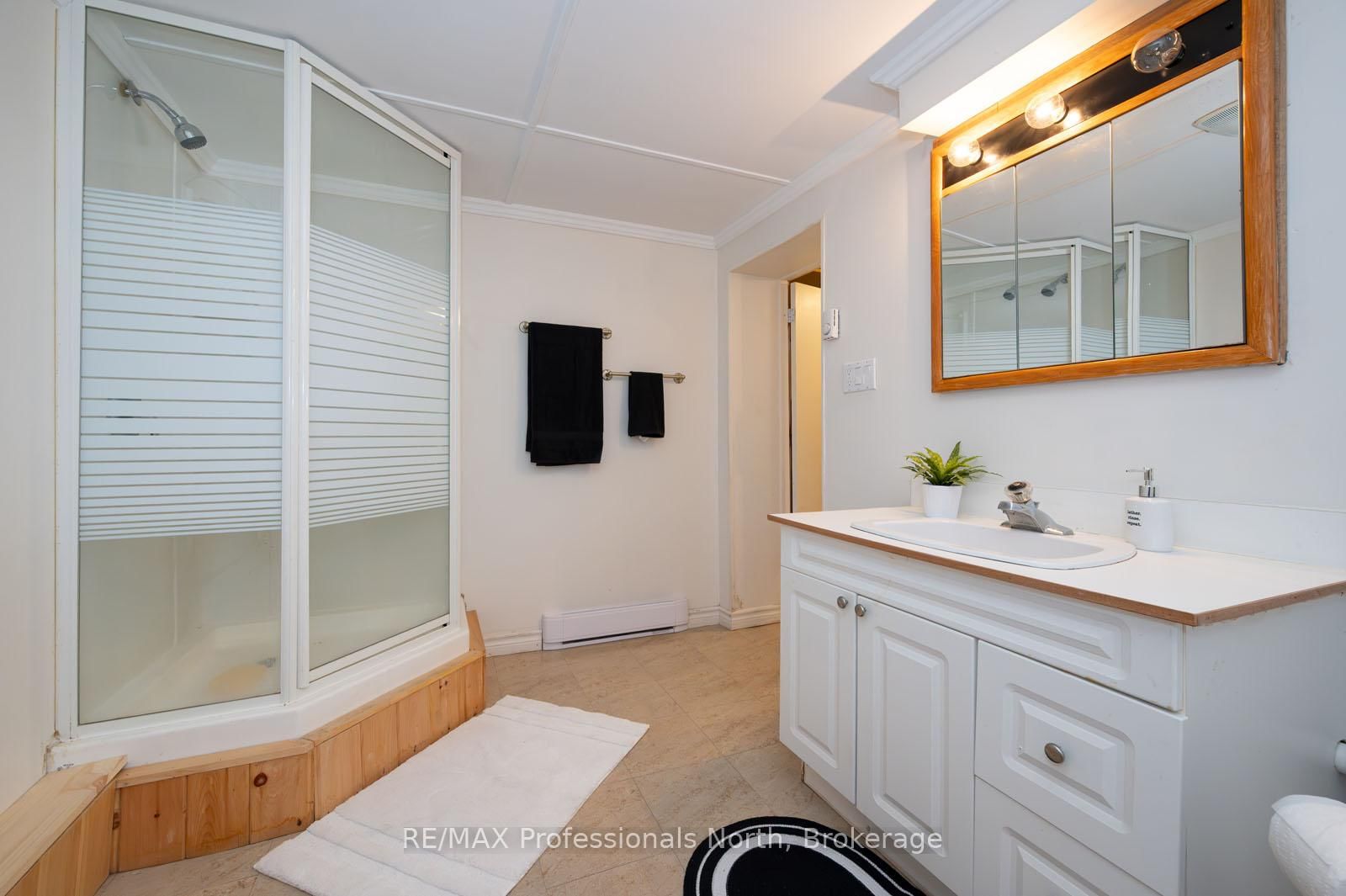 330 Manitoba Street • Bracebridge, ON photo 26