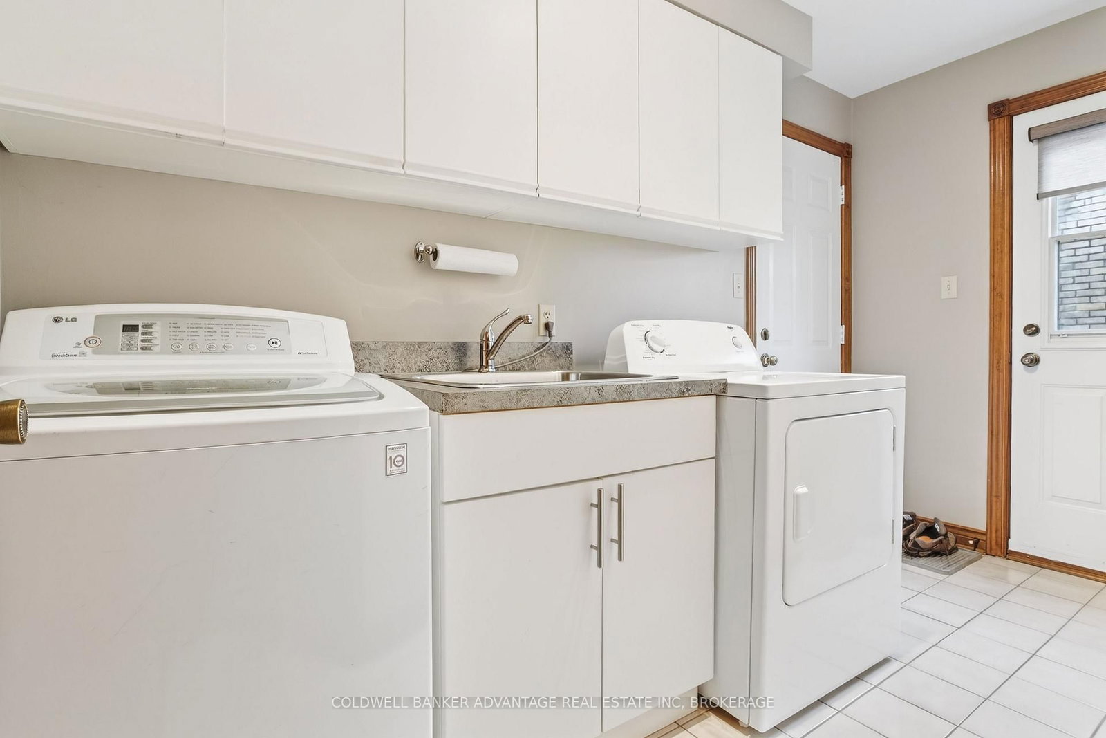 41 Adel Drive E • St. Catharines, ON photo 12