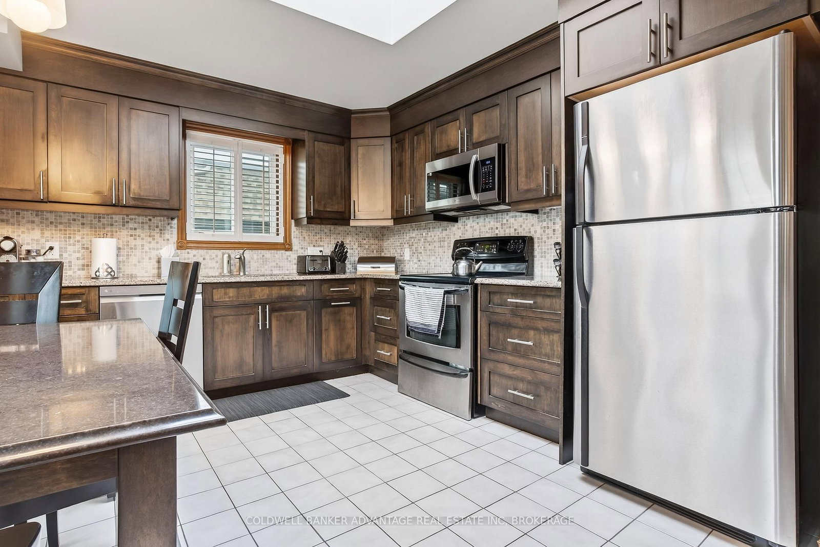 41 Adel Drive E • St. Catharines, ON photo 2