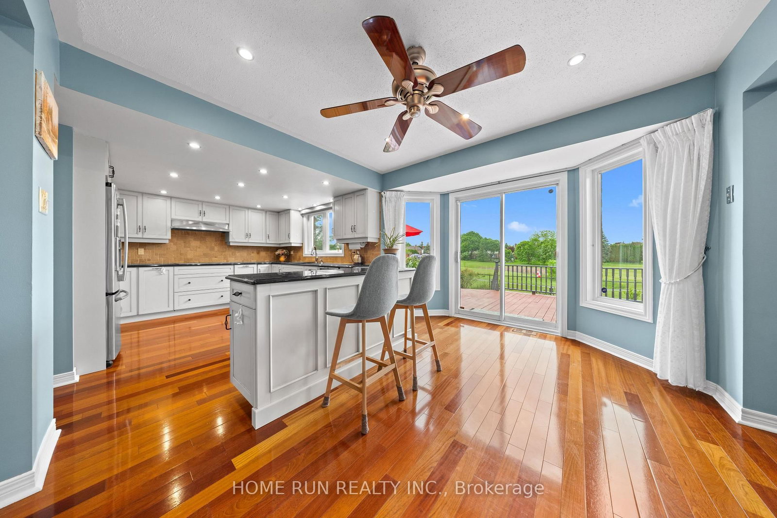 6 Zokol Crescent • Ottawa, ON photo 10