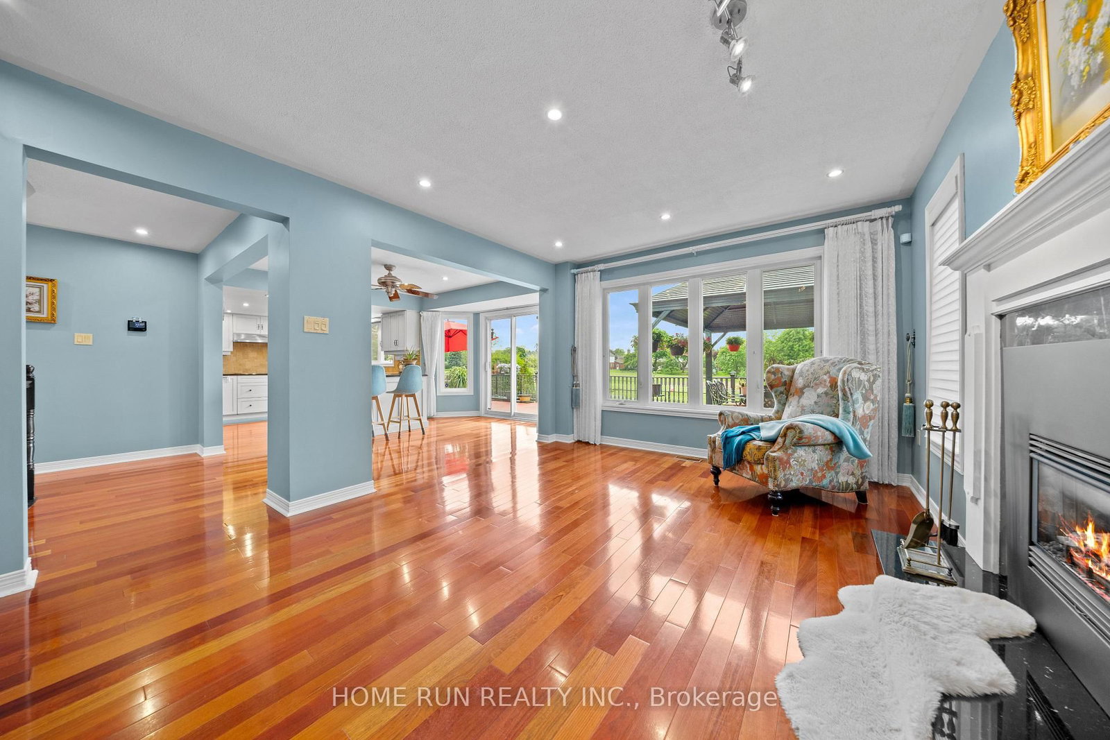 6 Zokol Crescent • Ottawa, ON photo 15