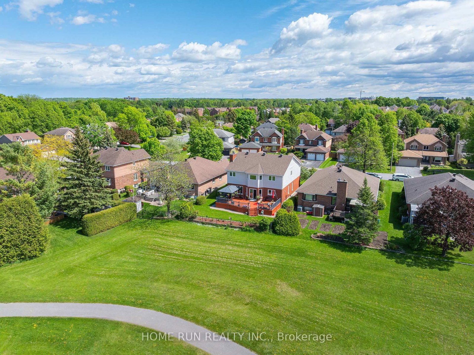 6 Zokol Crescent • Ottawa, ON photo 44