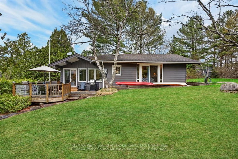 home for sale on 91 Gibson Bay Road