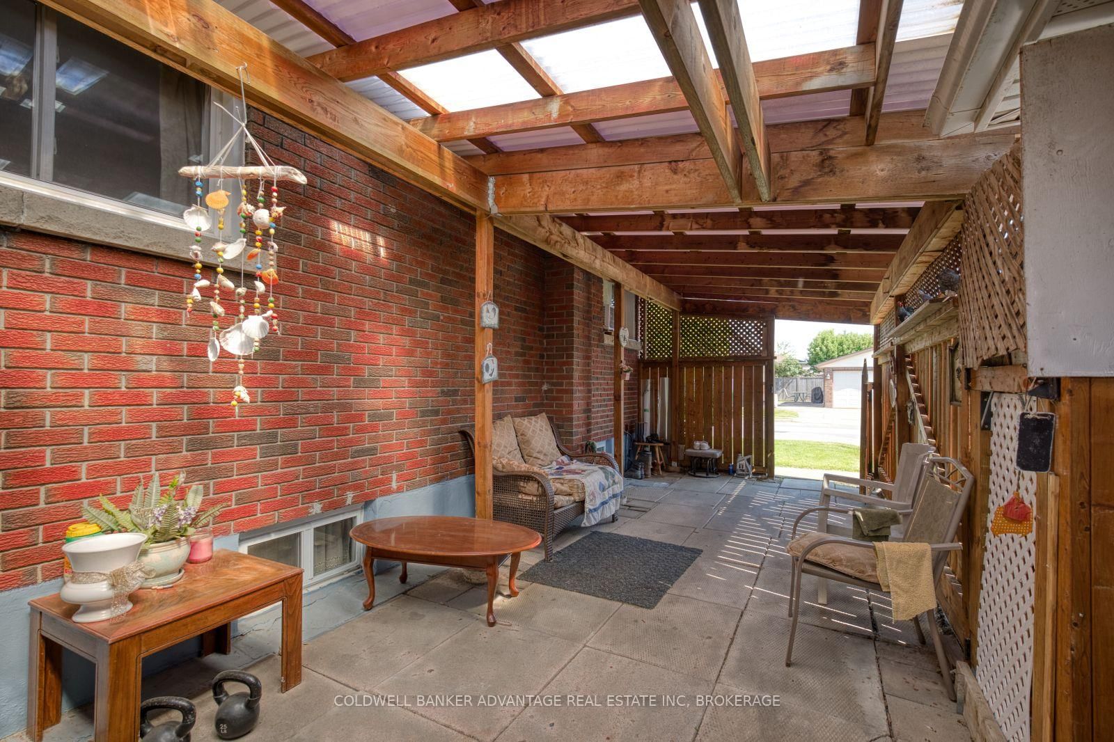 813 Harriet Street • Welland, ON photo 25