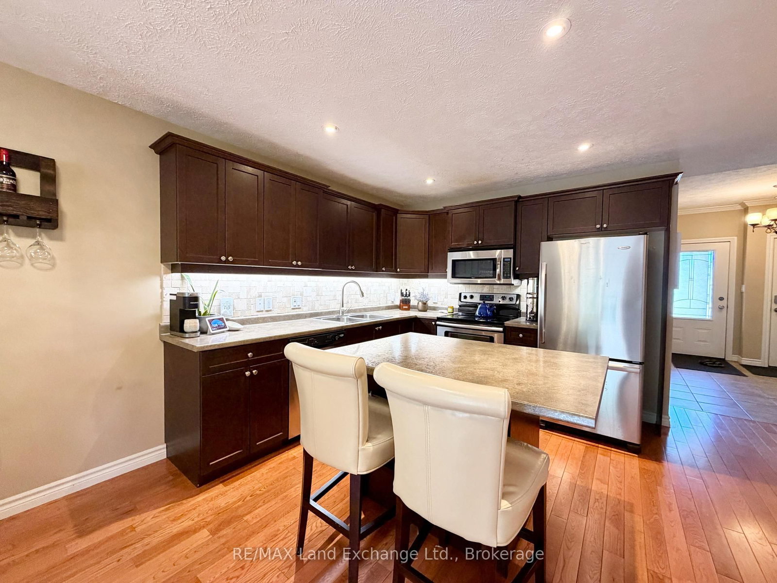 219 Stickel Street • Saugeen Shores, ON photo 11