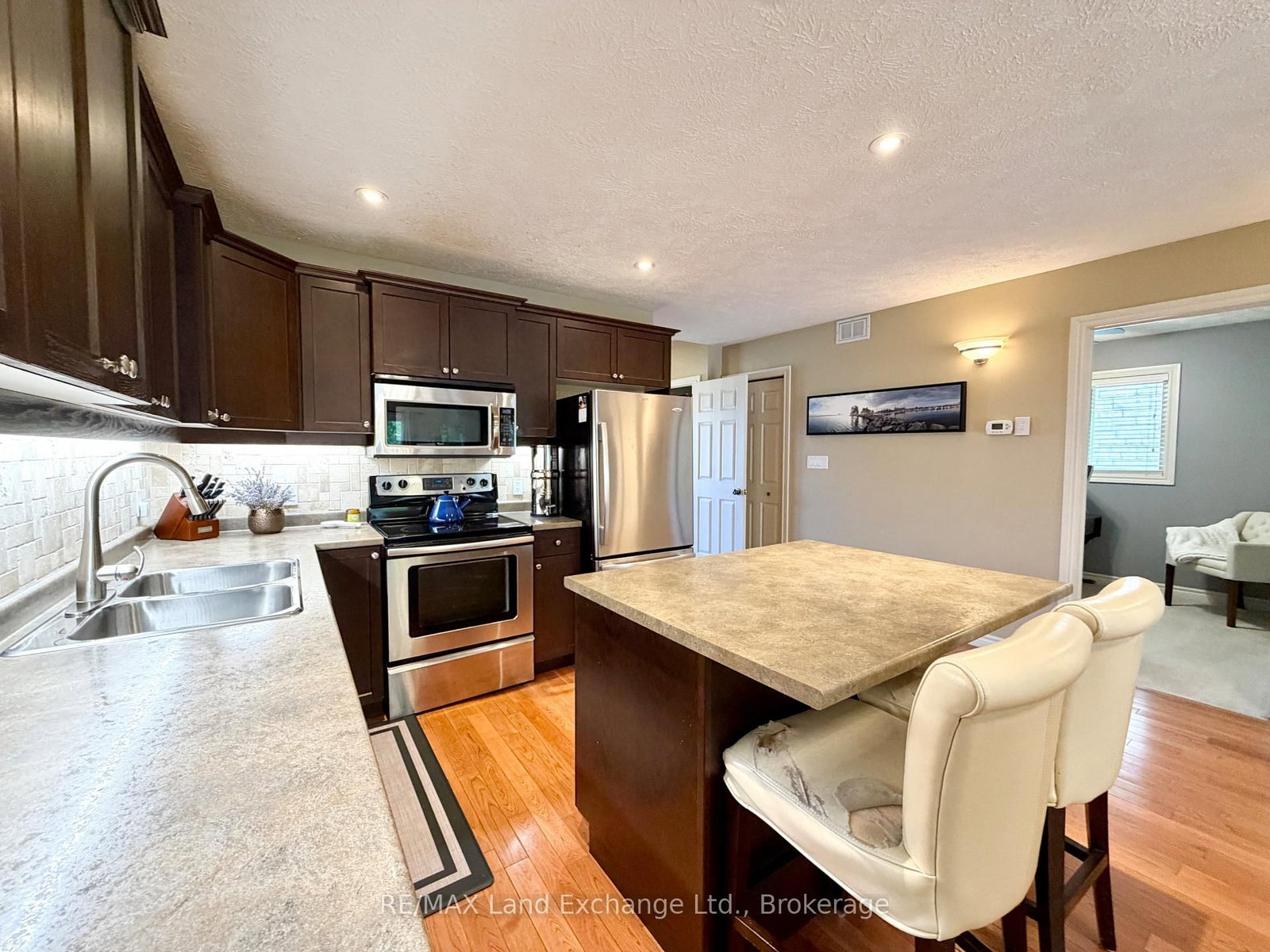 219 Stickel Street • Saugeen Shores, ON photo 17