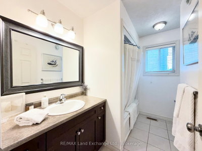 219 Stickel Street • Saugeen Shores, ON photo 8
