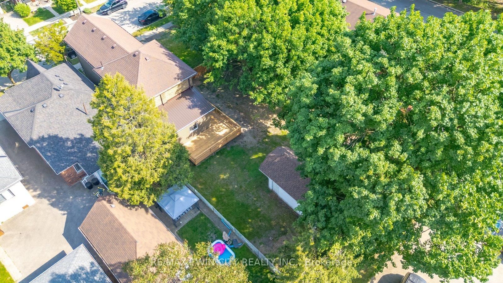 14 Bond Street • Brantford, ON photo 37