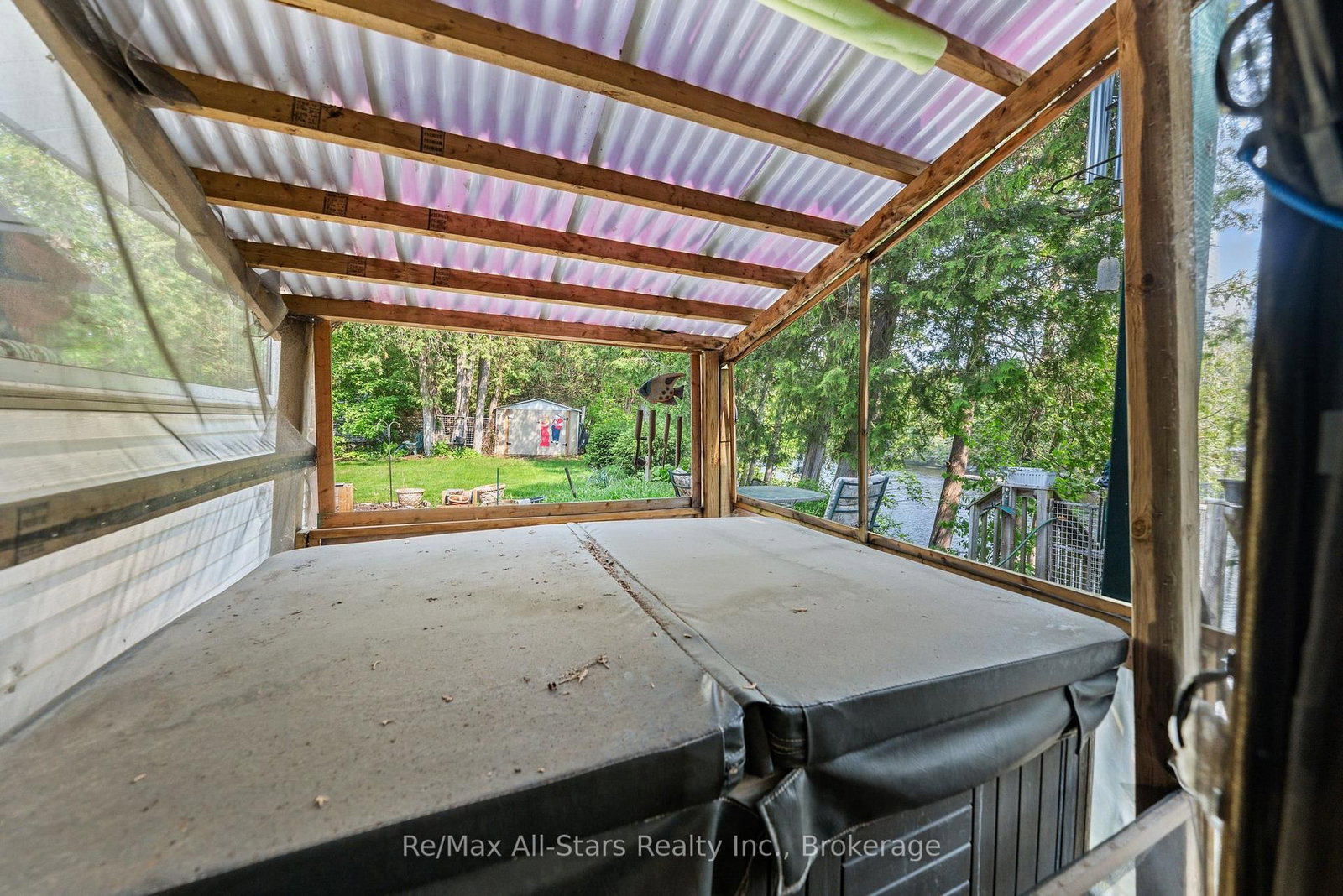 14 Wychwood Drive E • Kawartha Lakes, ON photo 28