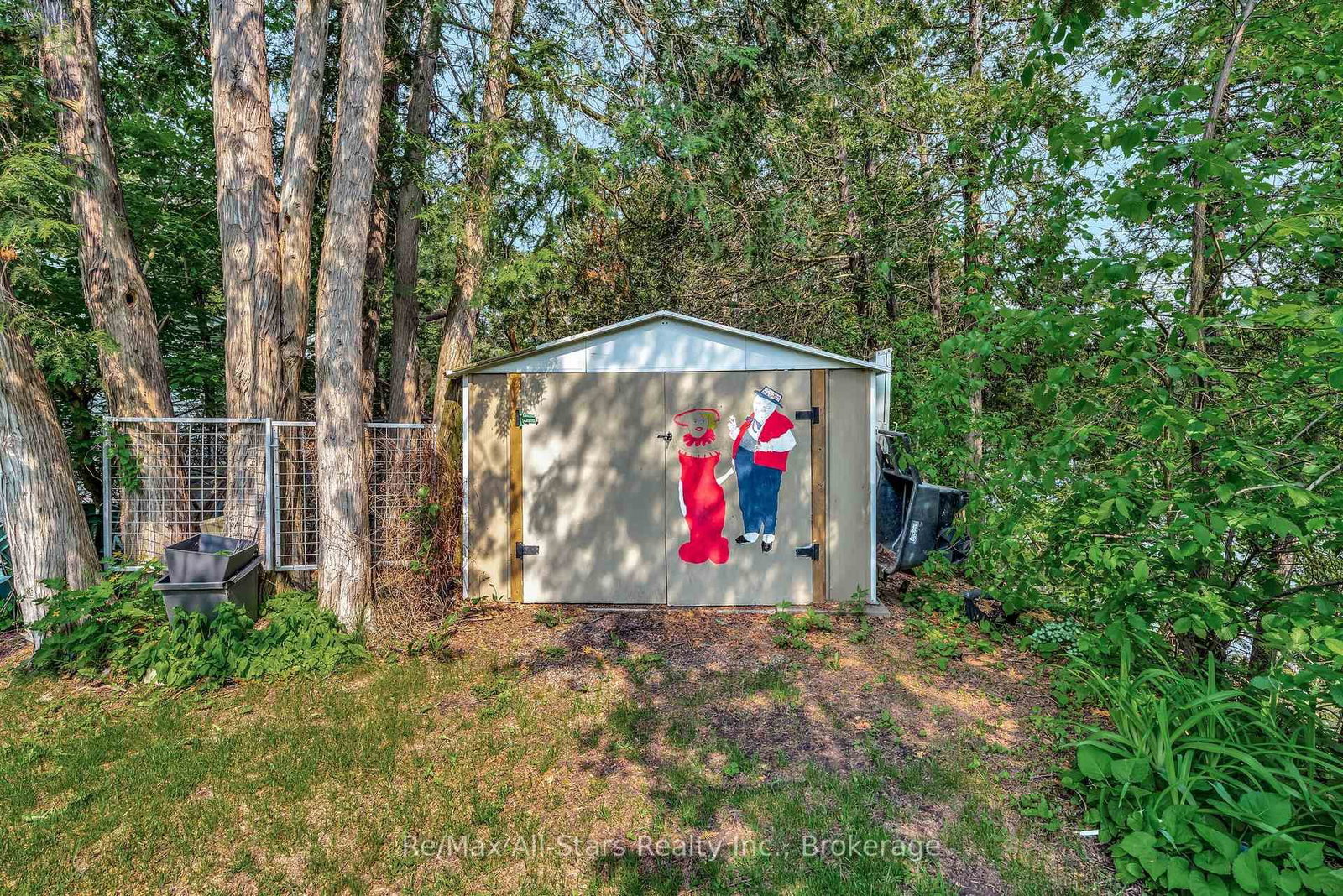 14 Wychwood Drive E • Kawartha Lakes, ON photo 32