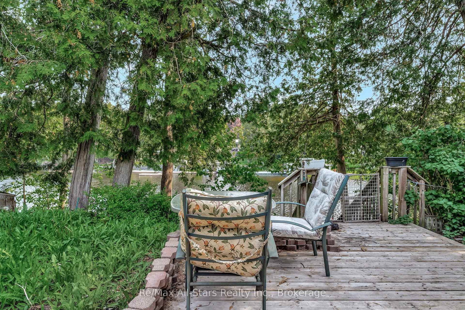 14 Wychwood Drive E • Kawartha Lakes, ON photo 33