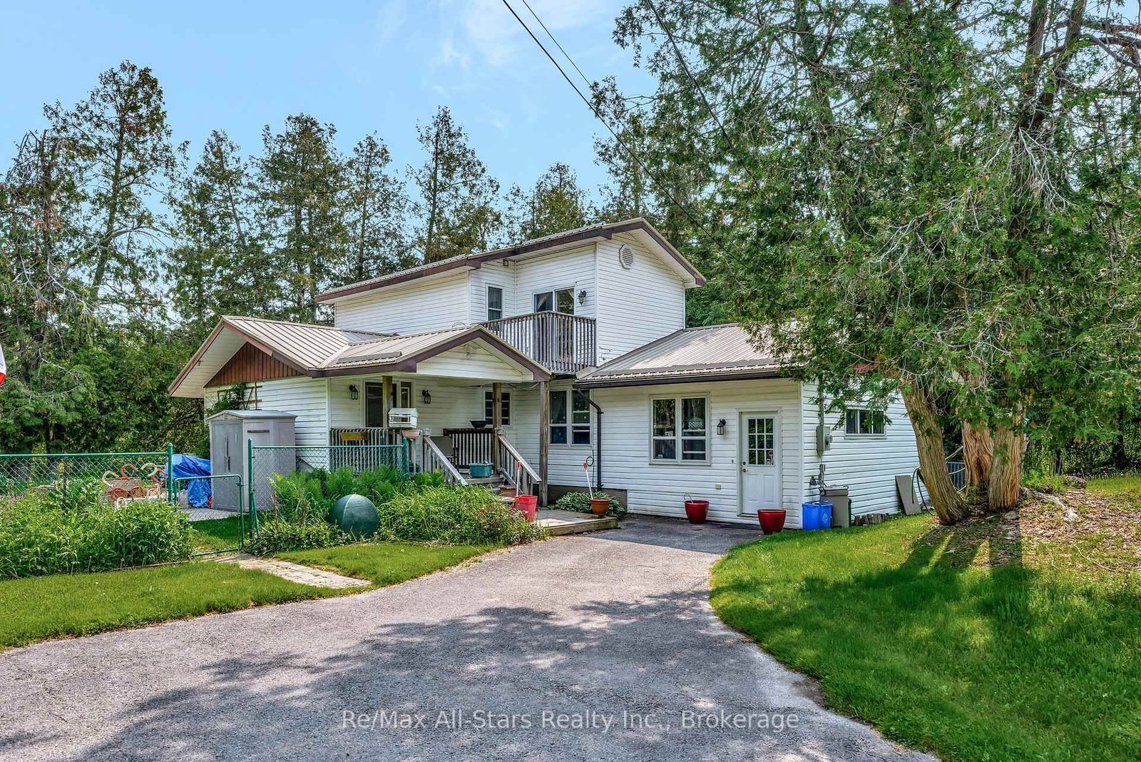 14 Wychwood Drive E • Kawartha Lakes, ON photo 5