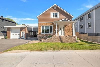 Detached House for sale at 412 Montreal Road, Ottawa, Ontario, K1K 0V4 - Vanier - MLS: X13413592