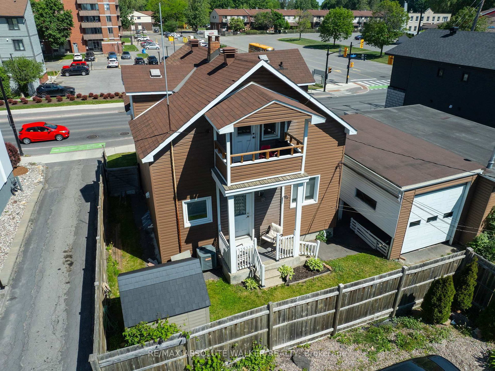 412 Montreal Road • Ottawa, ON photo 24
