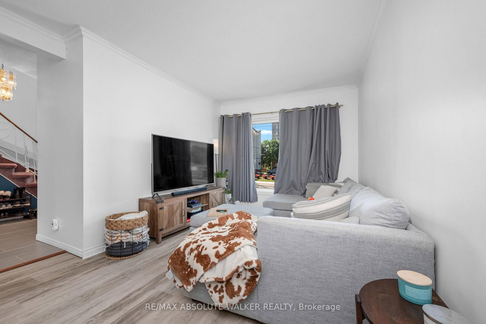 412 Montreal Road • Ottawa, ON photo 5