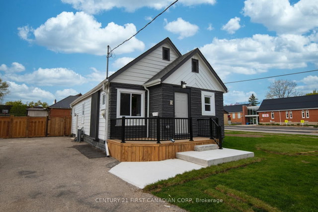 5 Briscoe Street W