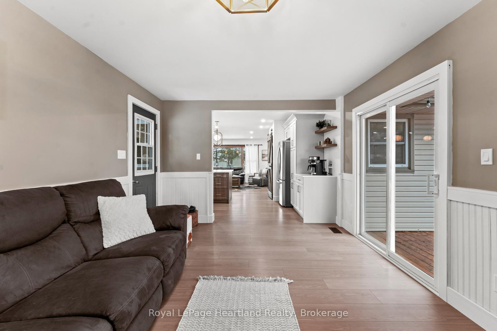 77 Chalk Street N • Huron East, ON photo 12