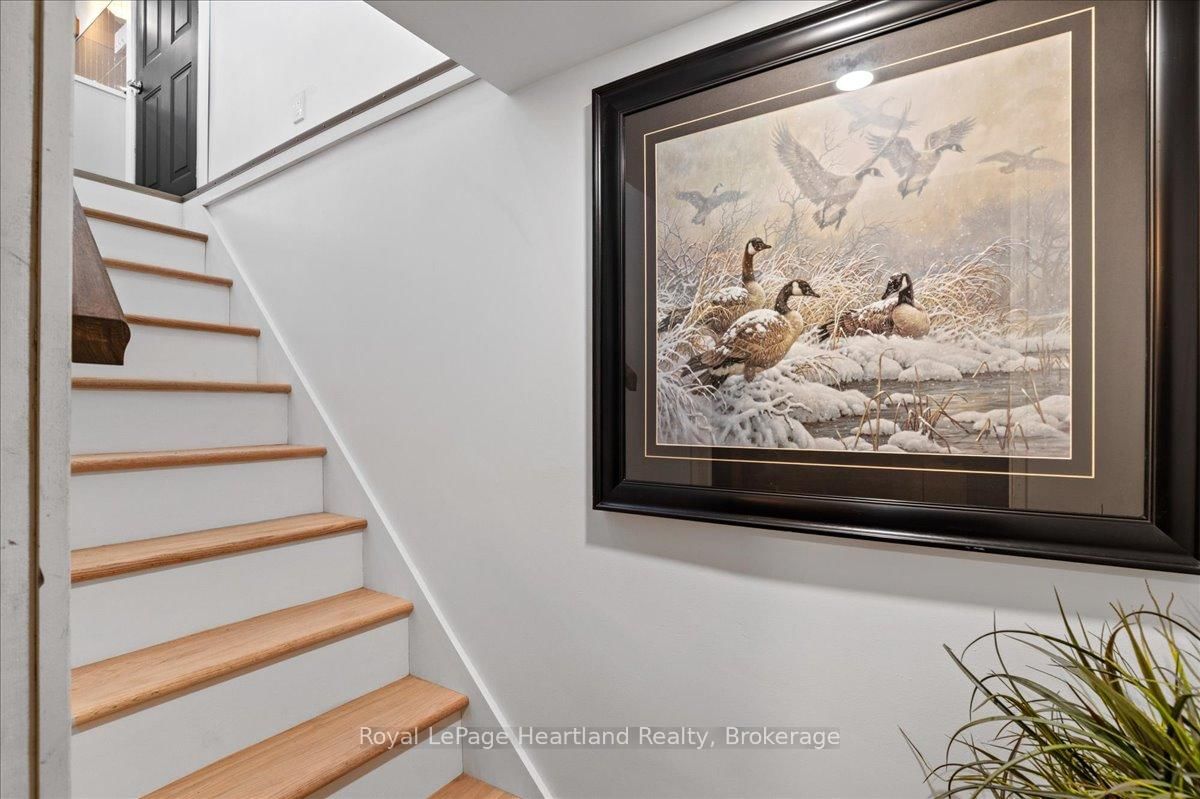 77 Chalk Street N • Huron East, ON photo 36