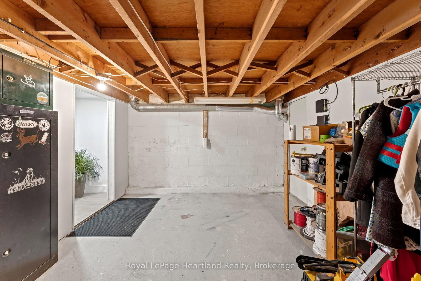 77 Chalk Street N • Huron East, ON photo 37