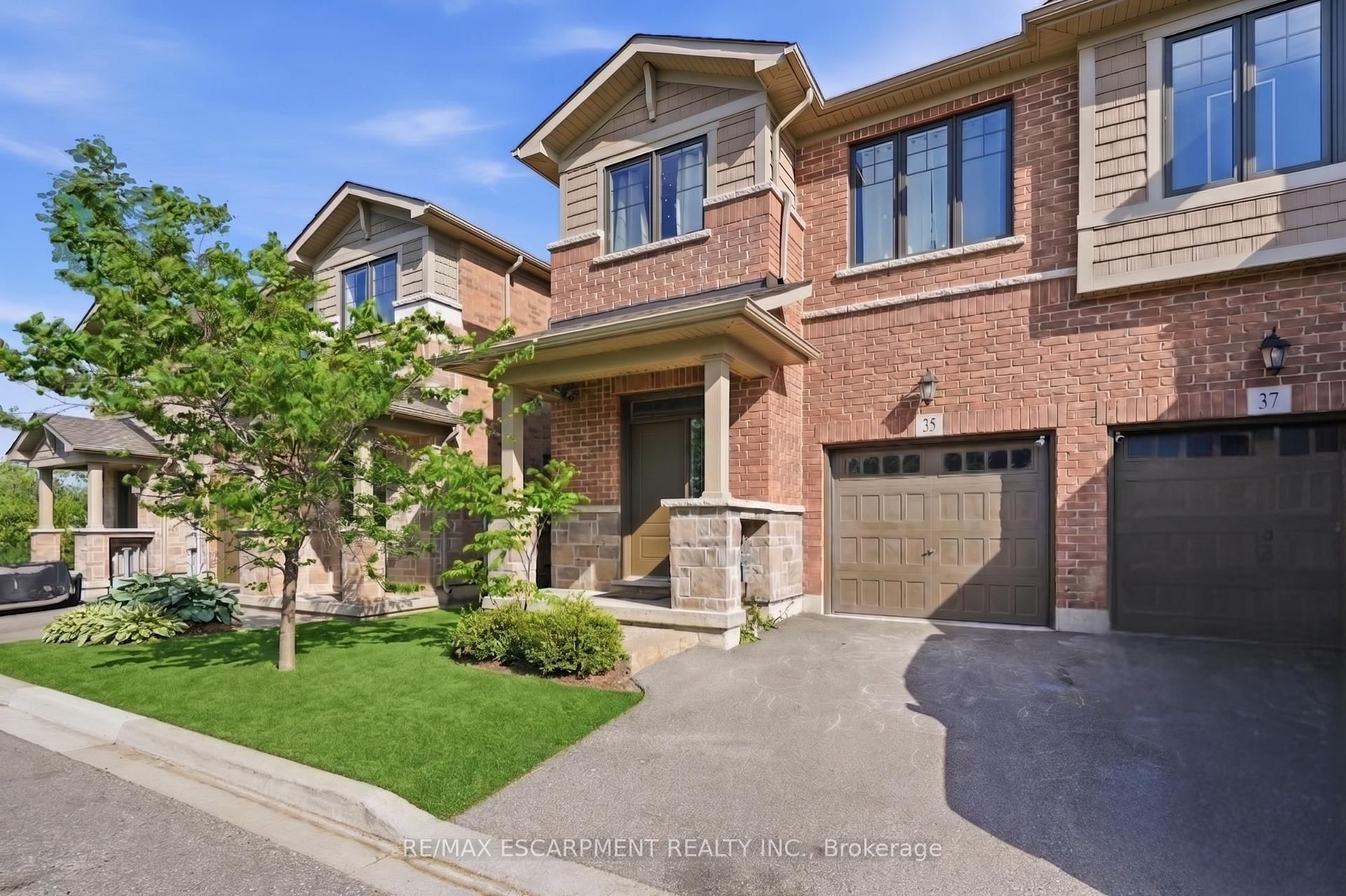 35 Pelican Lane