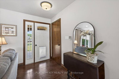 8271 Glengyle Drive — more photos