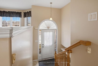 6 Chisholm Square • Belleville, ON photo 5