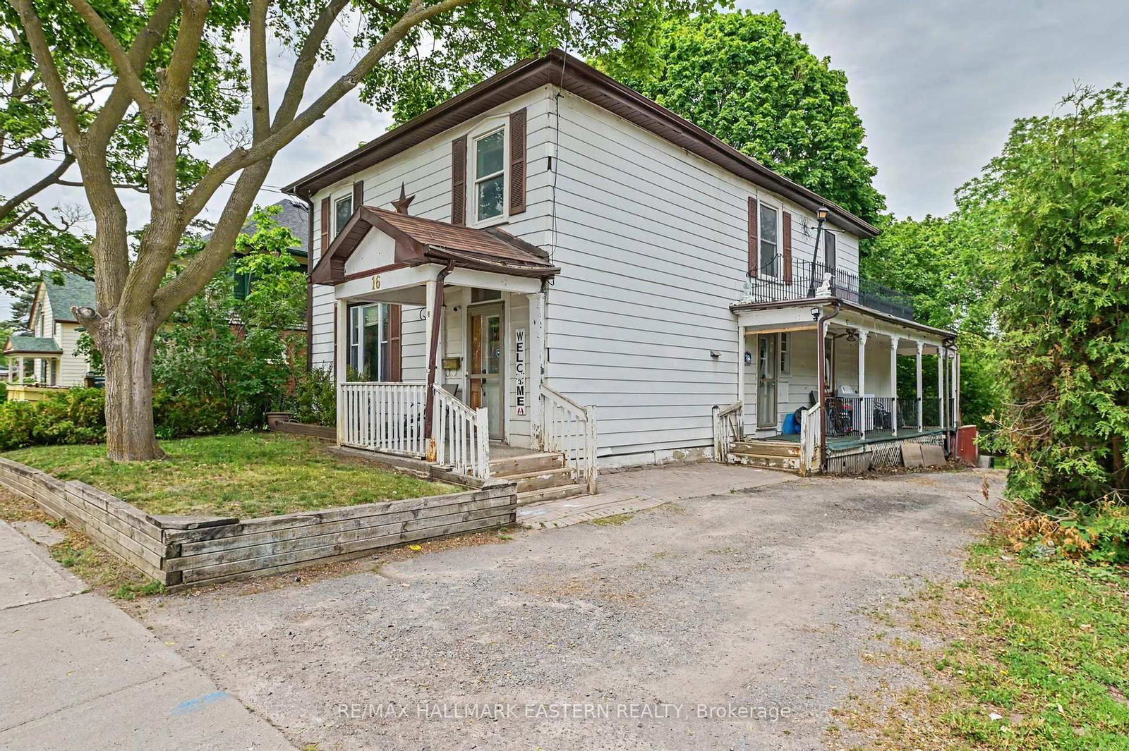 16 Holloway Street • Belleville, ON photo 33