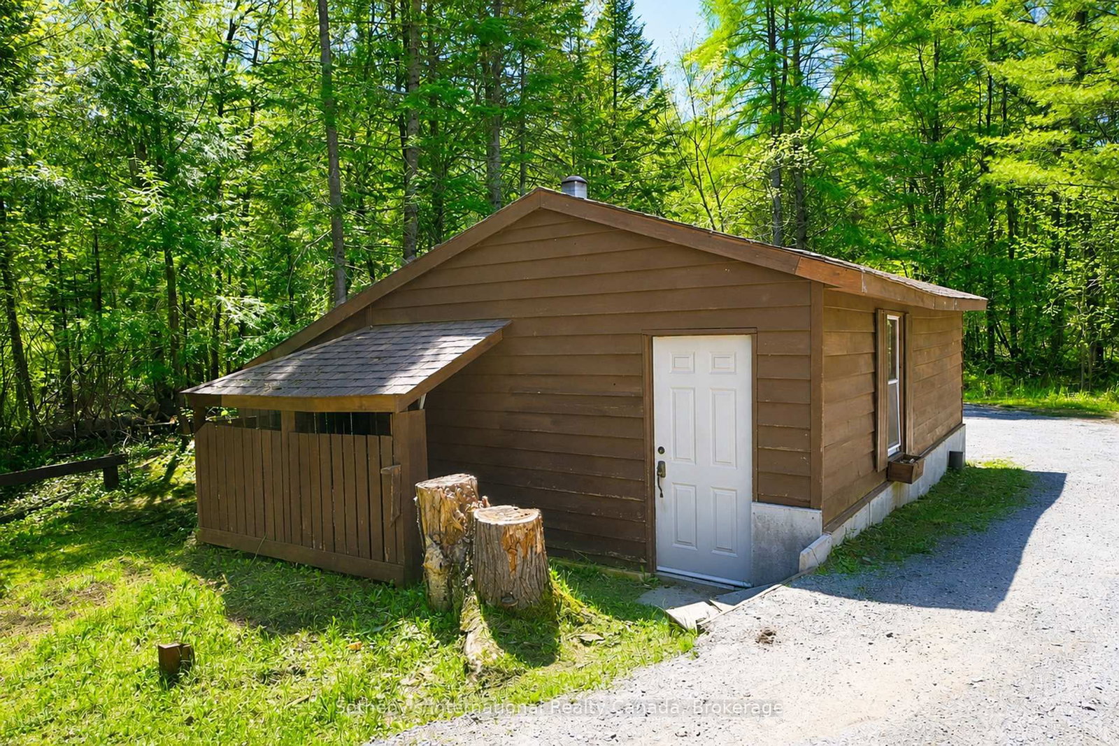1072 Holiday Park Drive • Bracebridge, ON photo 31
