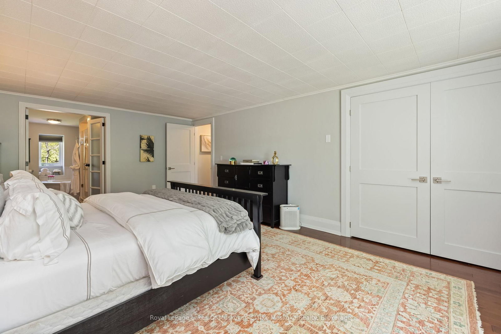 1012 Mill Street • Muskoka Lakes, ON photo 33