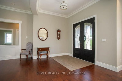 29 Westlake Boulevard • Brantford, ON photo 6