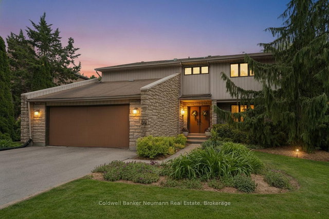69 Woodland Glen Drive