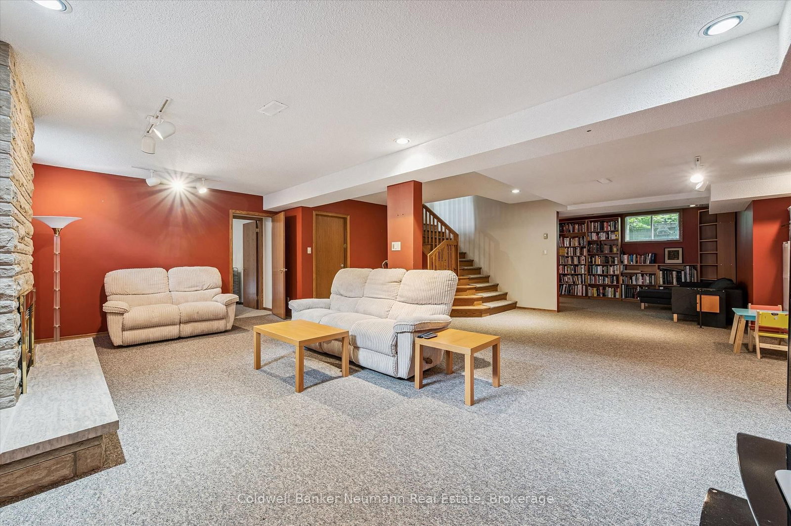69 Woodland Glen Drive • Guelph, ON photo 32
