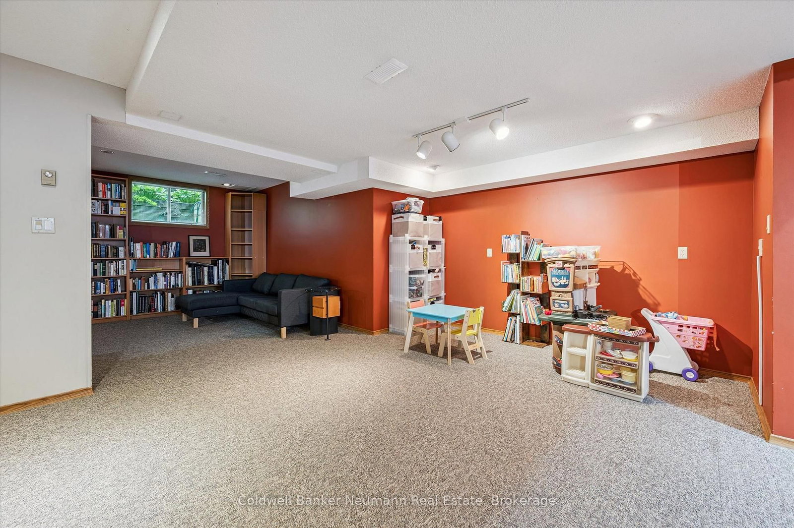 69 Woodland Glen Drive • Guelph, ON photo 33