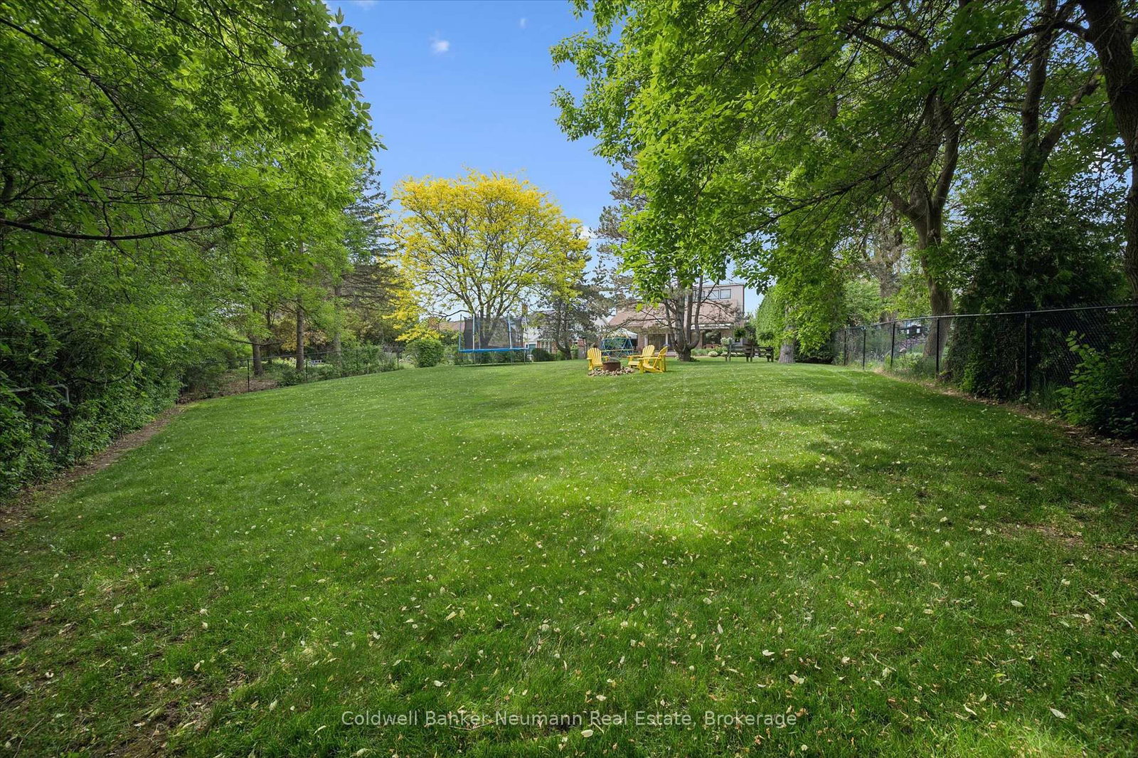 69 Woodland Glen Drive • Guelph, ON photo 44