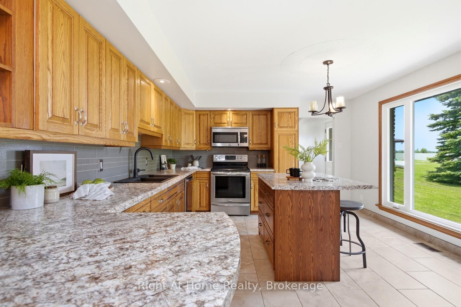 562 Janetville Road • Kawartha Lakes, ON photo 11