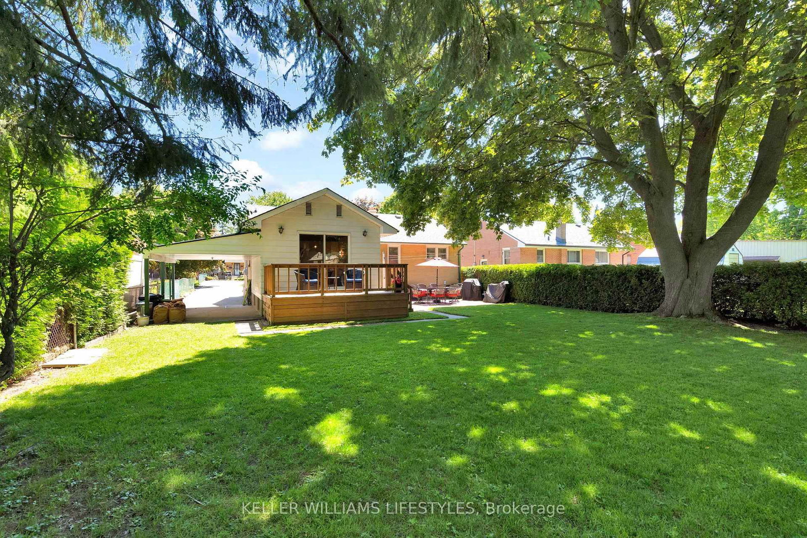 1880 HERBERT Avenue • London East, ON photo 38