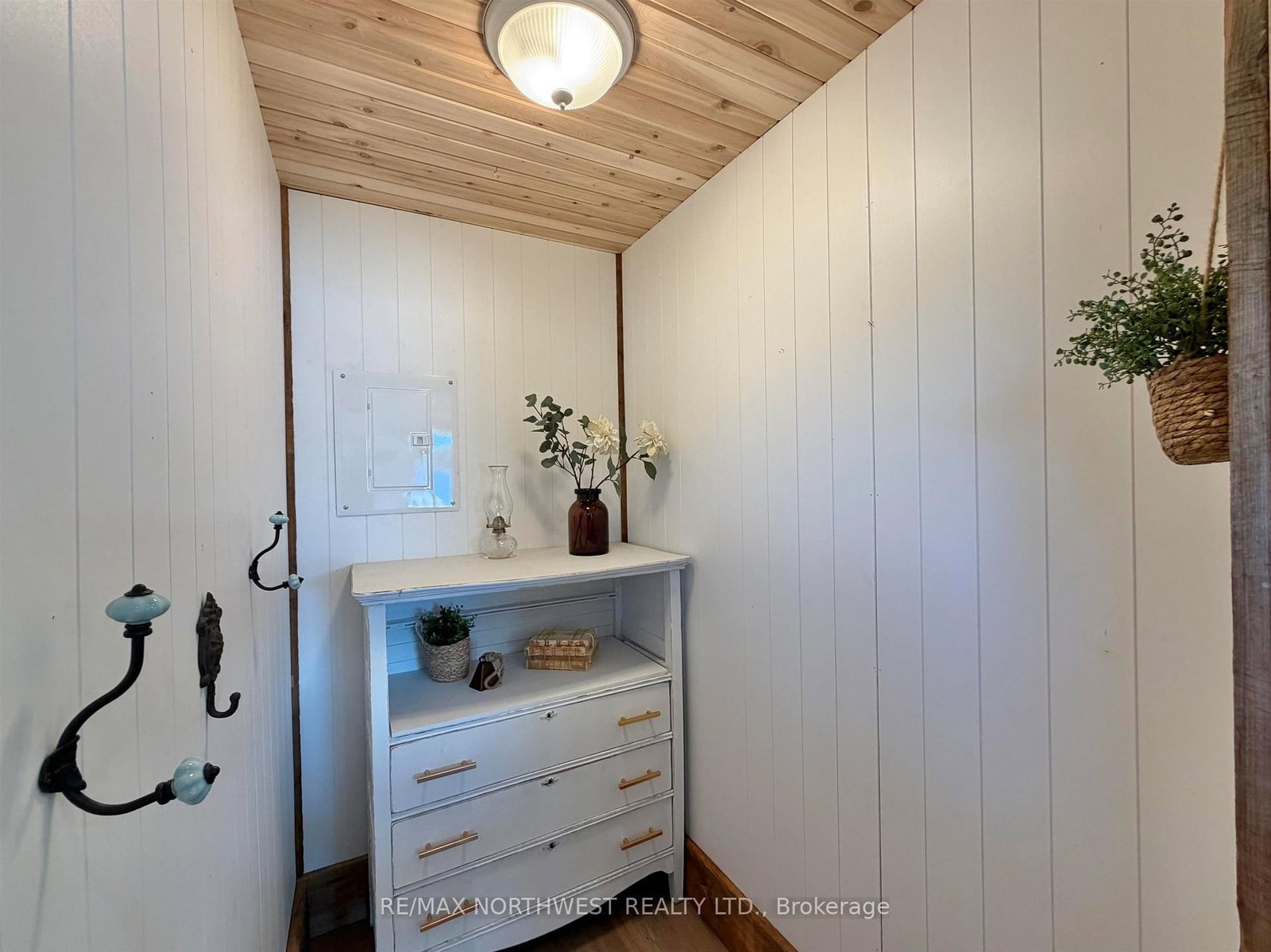 237 Nickel Lake Shores Road • Rainy River Remote Area, ON photo 18