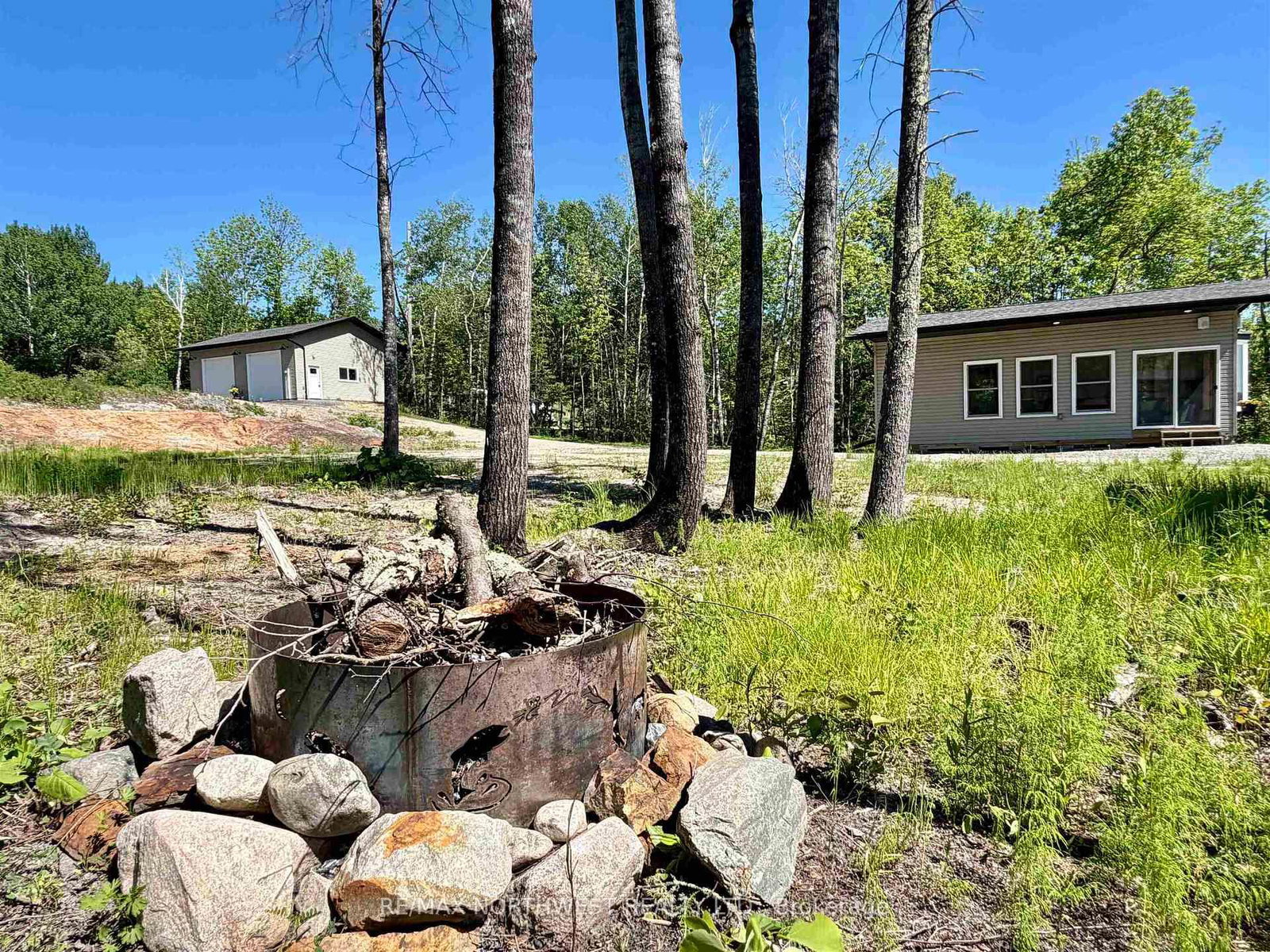 237 Nickel Lake Shores Road • Rainy River Remote Area, ON photo 3