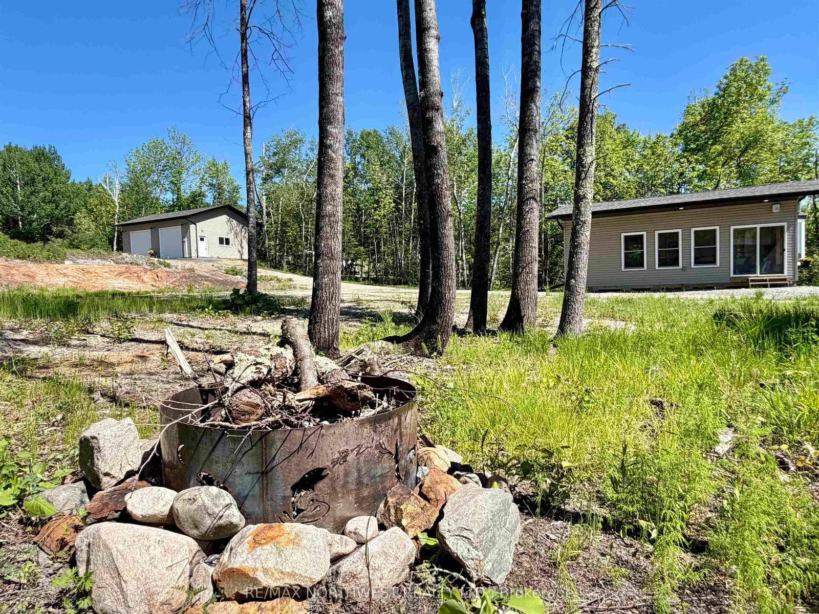237 Nickel Lake Shores Road • Rainy River Remote Area, ON photo 4