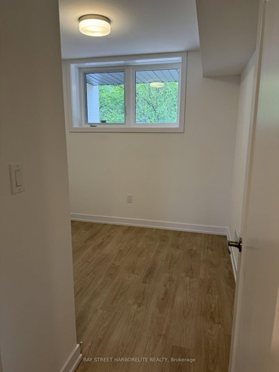 Unit 115 — 42 Lowes Road W — more photos