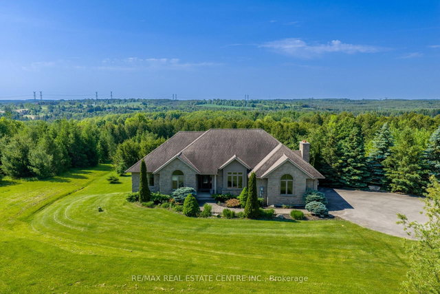 9129 Sideroad 17