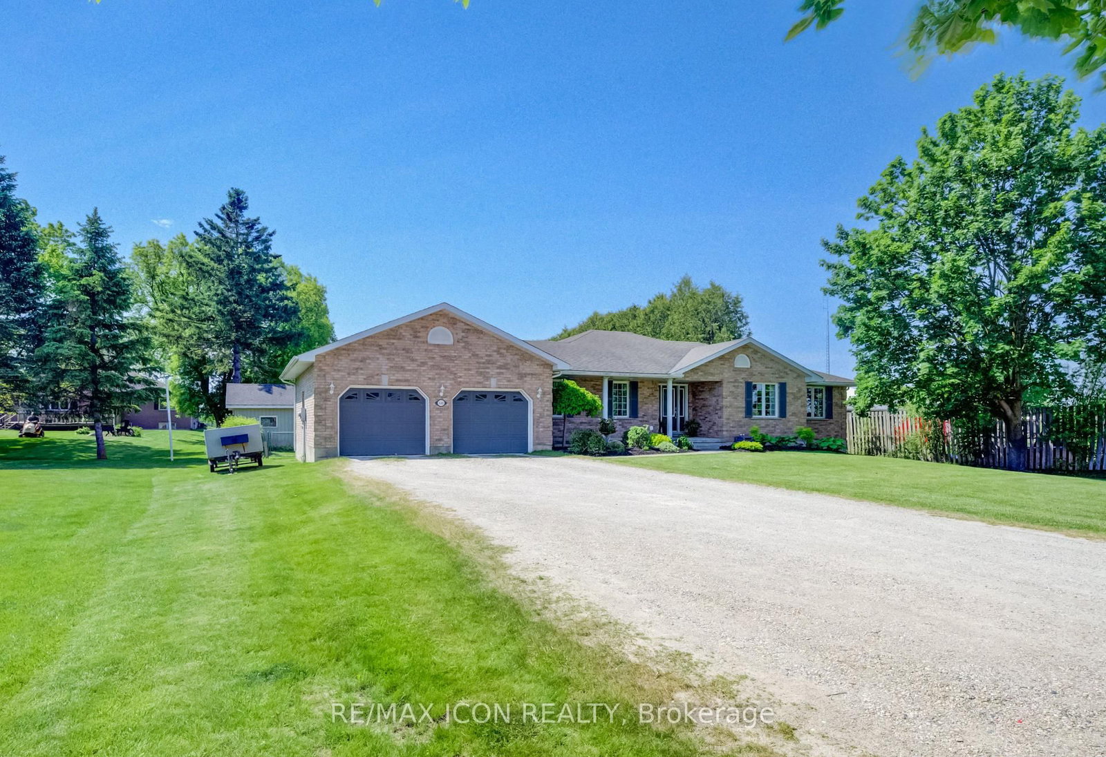 540 Sligo Road W • Wellington North, ON photo 4
